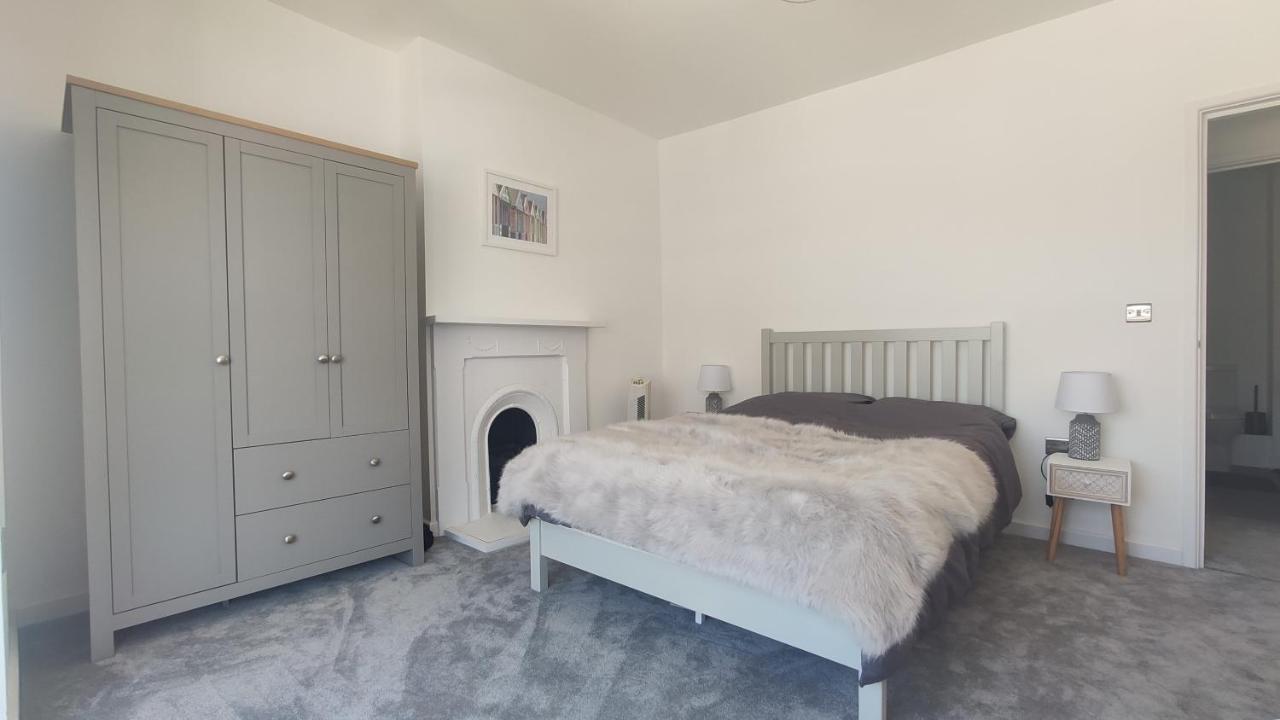 Stunning One Bedroom Holiday Flat In Weymouth Eksteriør billede